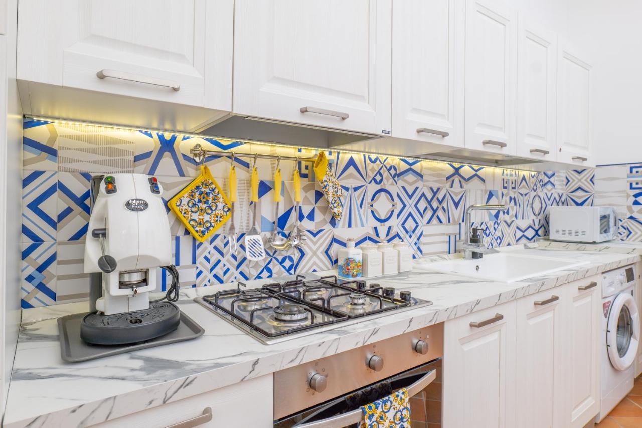 Yourhome - Casa Moscatelli 150 Steps Positano Luaran gambar