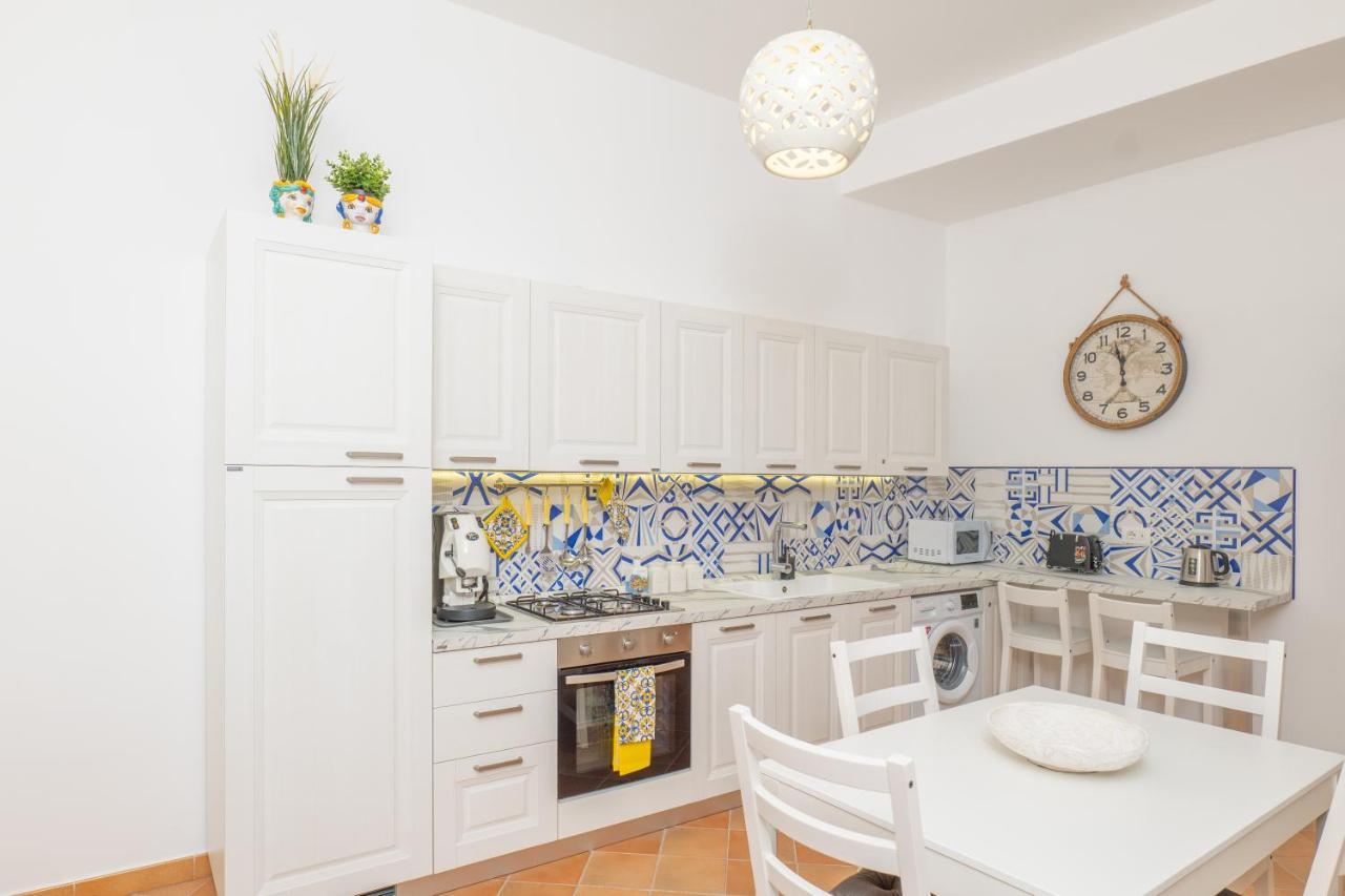 Yourhome - Casa Moscatelli 150 Steps Positano Luaran gambar